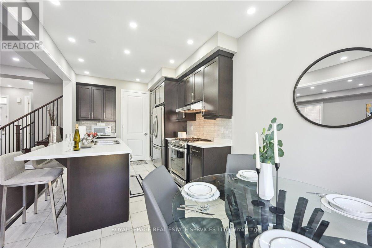 1335 Rose Way, Milton (Cb Cobban), Ontario  L9E 1M5 - Photo 12 - W12134394
