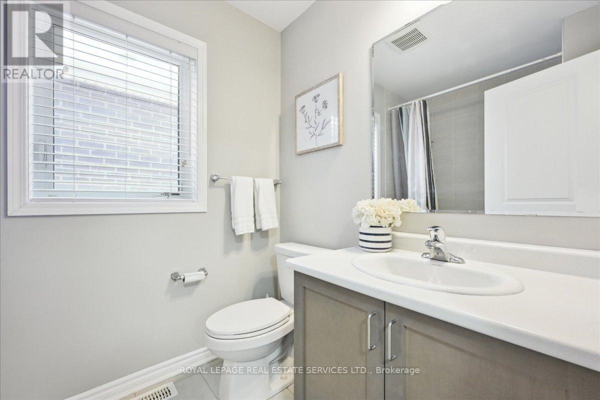 1335 Rose Way, Milton (Cb Cobban), Ontario  L9E 1M5 - Photo 30 - W12134394