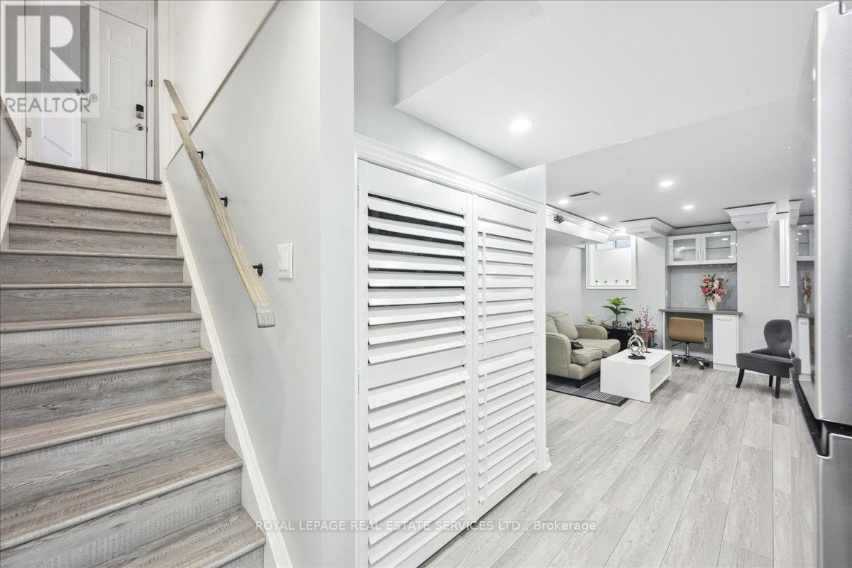 1335 Rose Way, Milton (Cb Cobban), Ontario  L9E 1M5 - Photo 31 - W12134394
