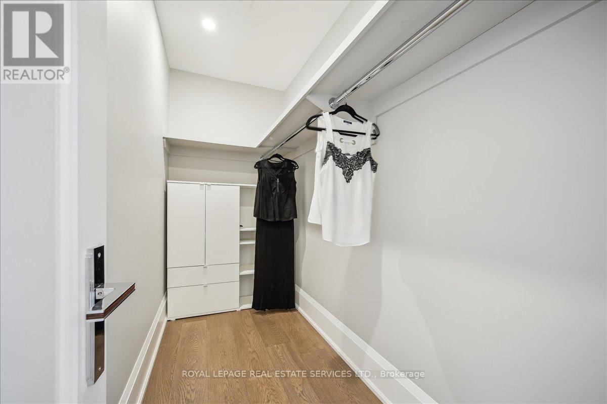 1489 Rogerswood Court, Mississauga, Ontario  L5J 1R7 - Photo 27 - W12134413