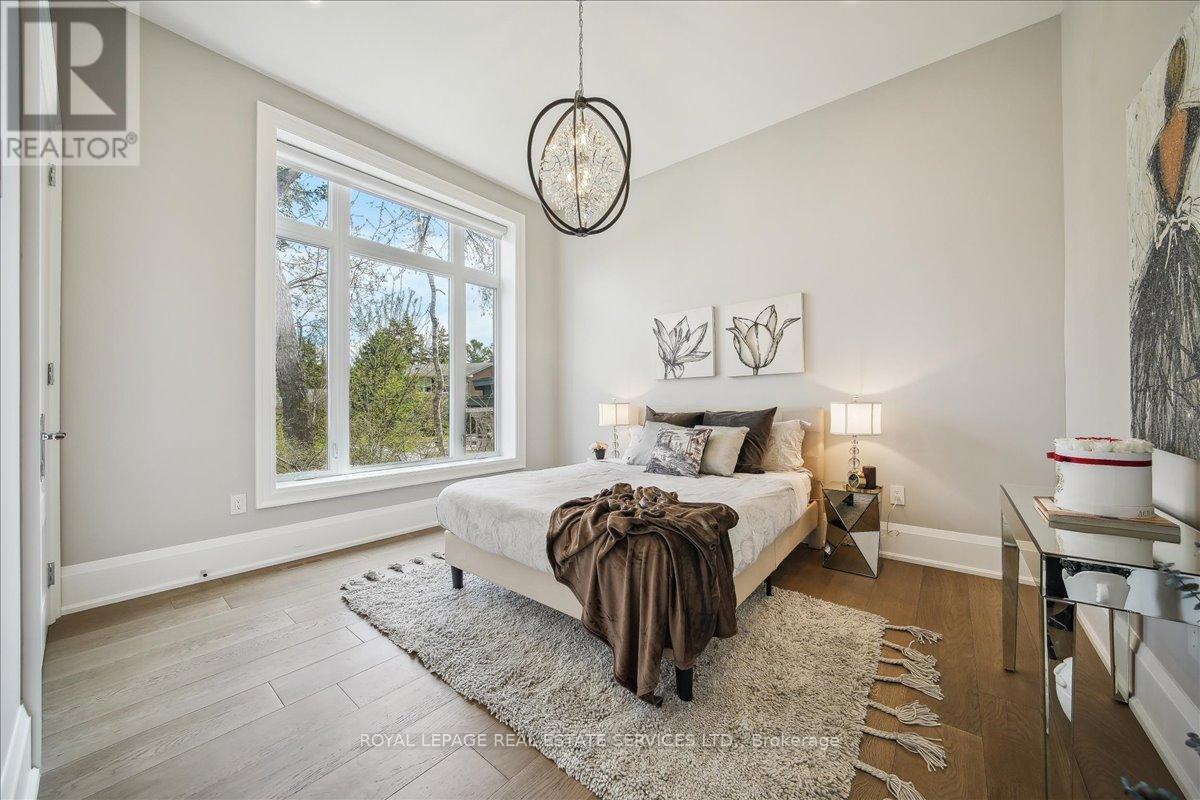1489 Rogerswood Court, Mississauga, Ontario  L5J 1R7 - Photo 29 - W12134413
