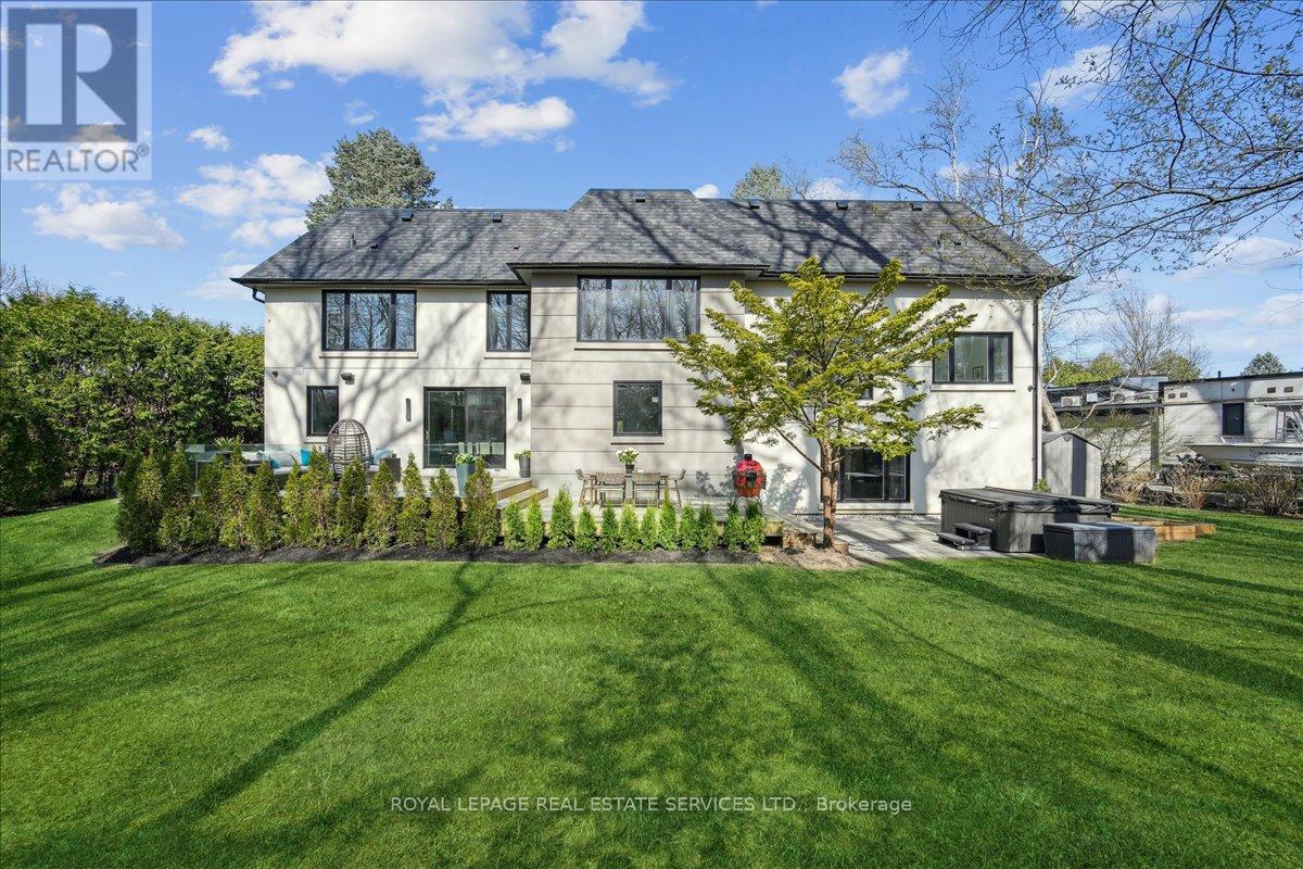 1489 Rogerswood Court, Mississauga, Ontario  L5J 1R7 - Photo 39 - W12134413