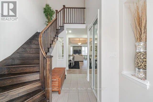 Property at 77 ENFORD CRESCENT image 5