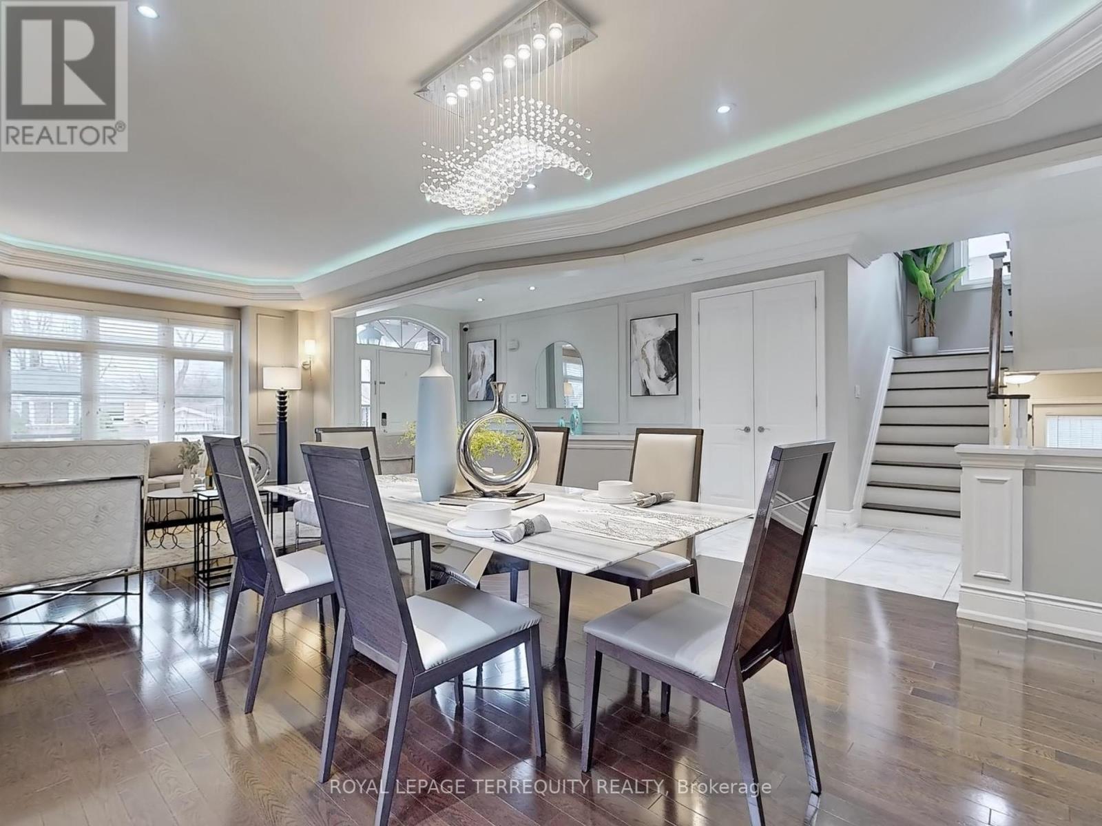 84 Wendell Avenue, Toronto, Ontario  M9N 3K7 - Photo 8 - W12134442