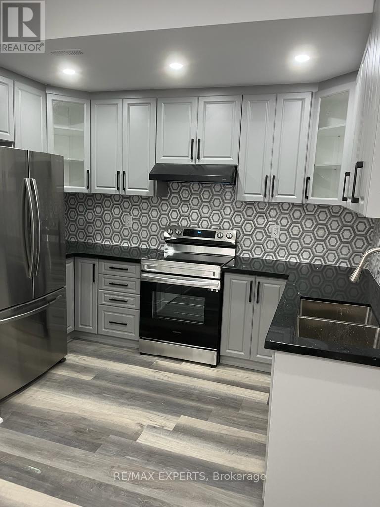 Bsmt - 39 Midmorning Road, Brampton, Ontario  L6X 5R5 - Photo 2 - W12134566