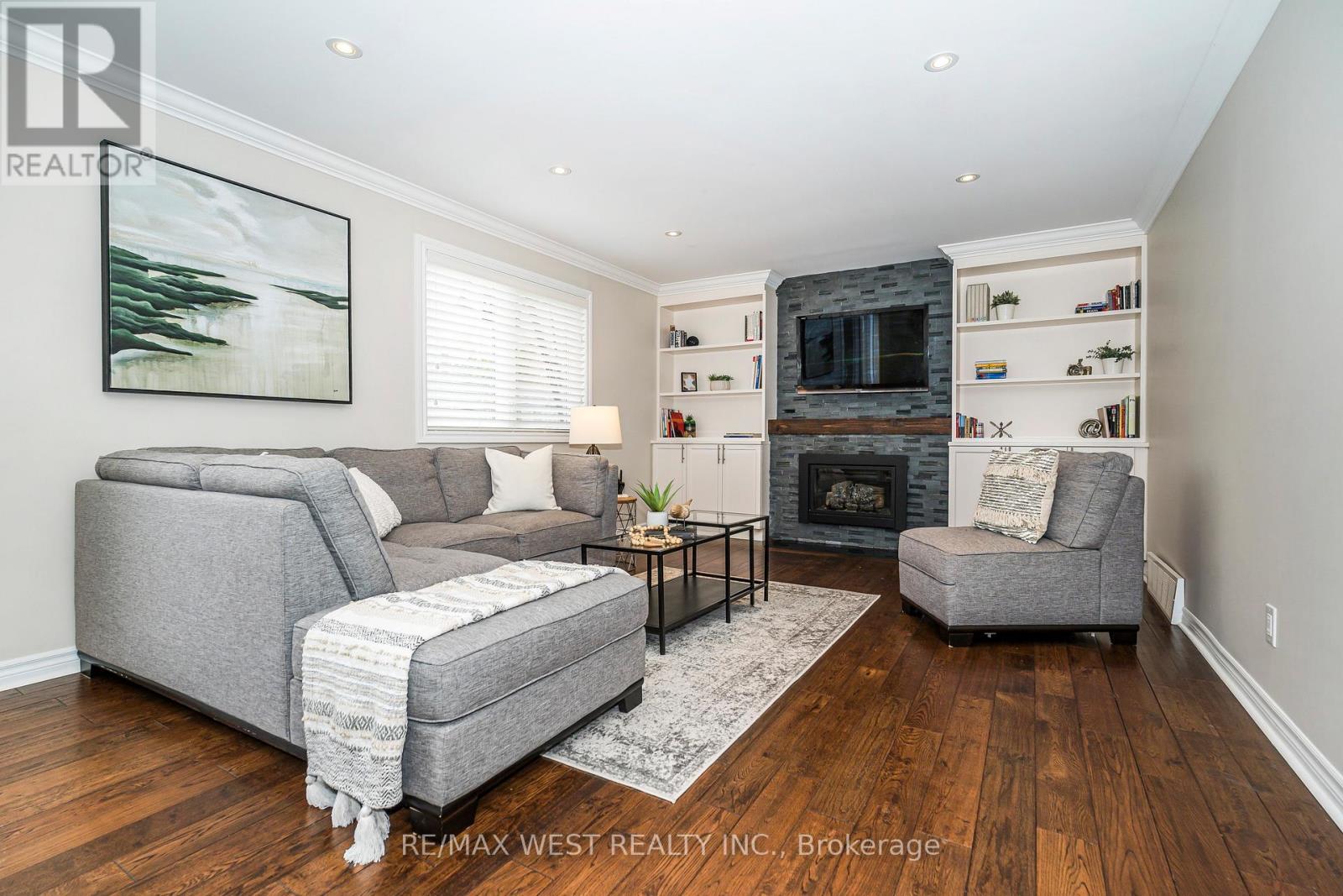 17 Forest Path Court, Toronto, Ontario  M9V 1L4 - Photo 27 - W12134578