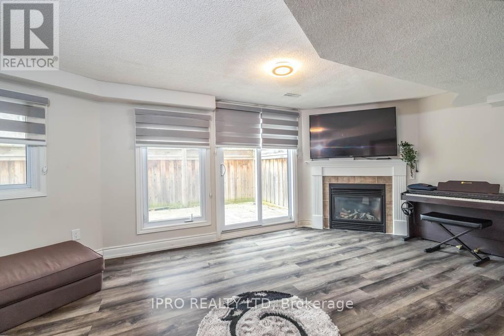 26 - 2155 Duncaster Drive, Burlington, Ontario  L7P 4R3 - Photo 46 - W12134596