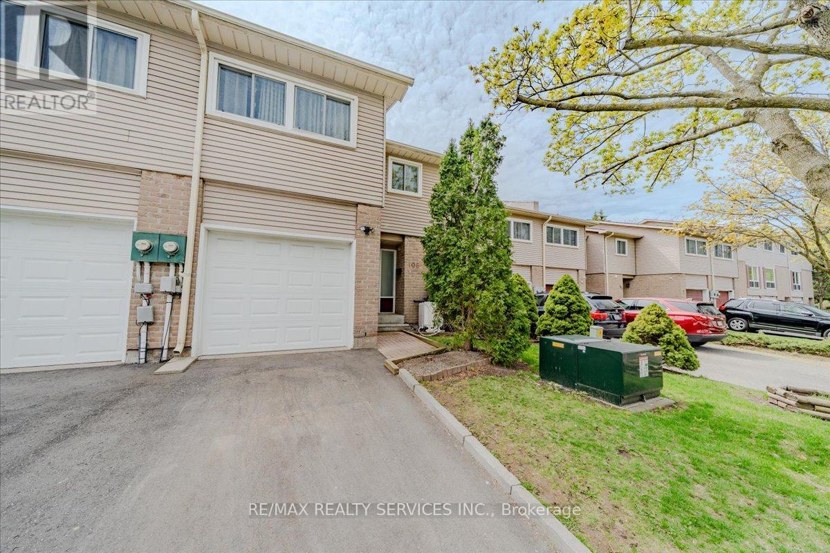 Property at 108 - 1133 RITSON ROAD N image 2