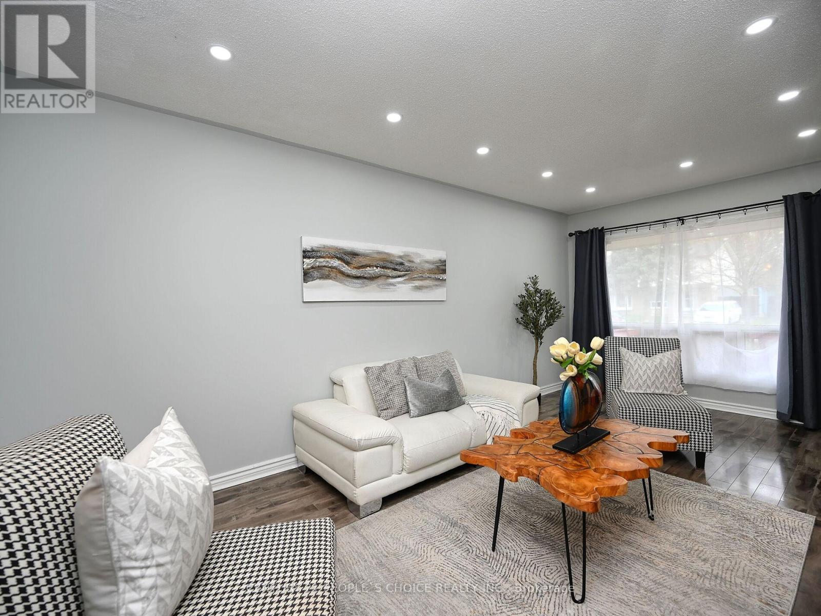 58 Crawford Drive, Brampton, Ontario  L6V 2C7 - Photo 12 - W12132096