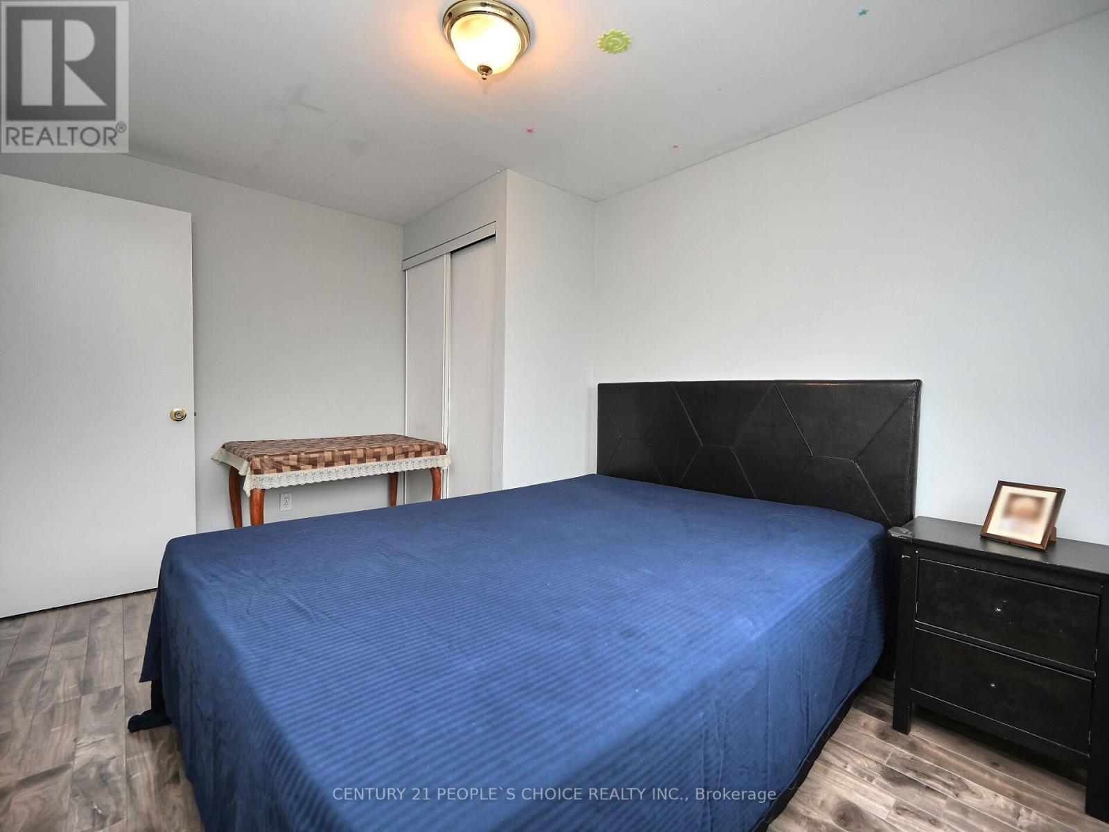 58 Crawford Drive, Brampton, Ontario  L6V 2C7 - Photo 25 - W12132096