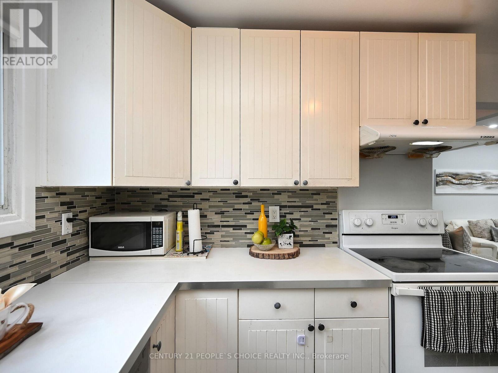 58 Crawford Drive, Brampton, Ontario  L6V 2C7 - Photo 21 - W12132096