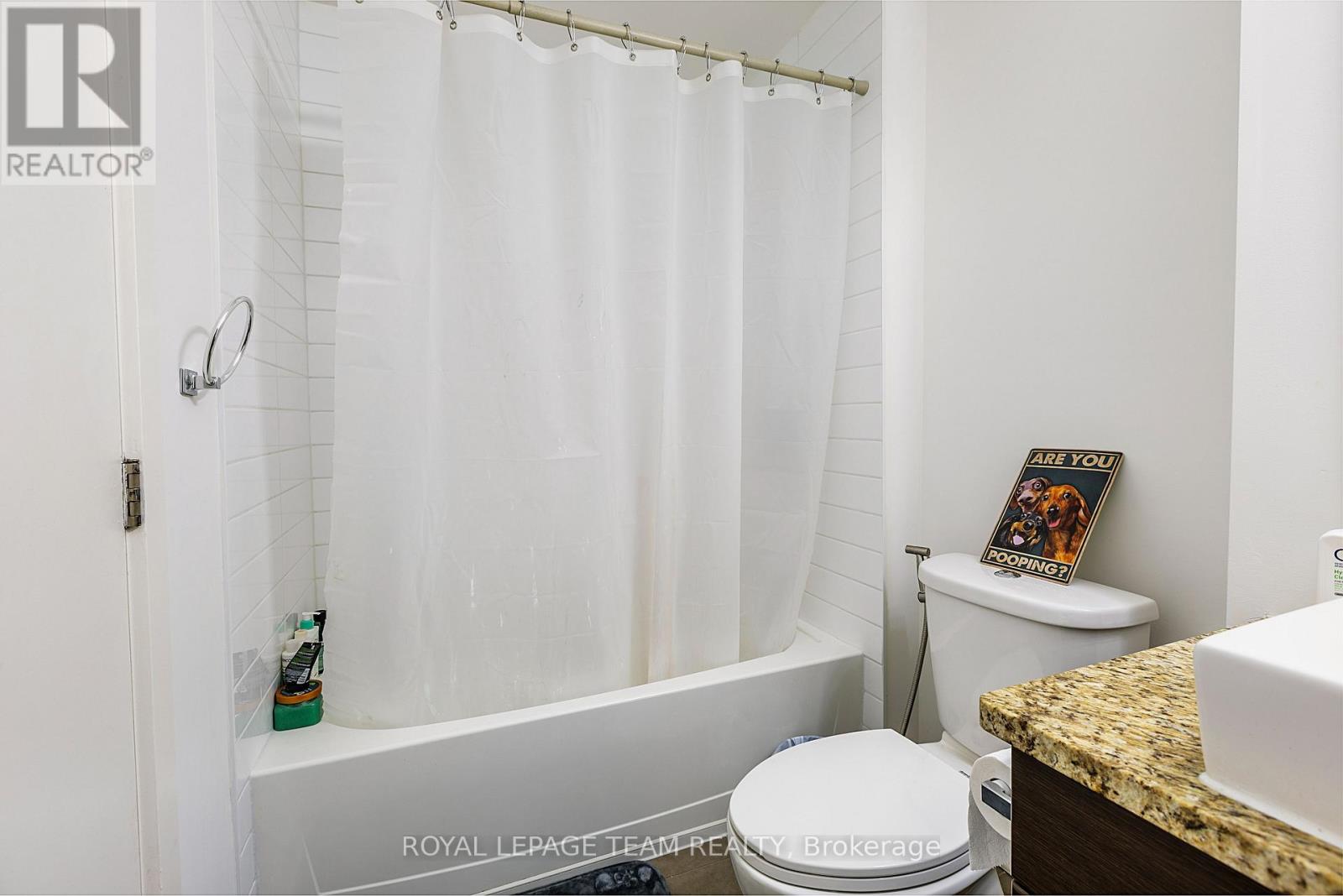 308 - 360 Cumberland Street, Ottawa, Ontario  K1N 0B1 - Photo 17 - X12134143