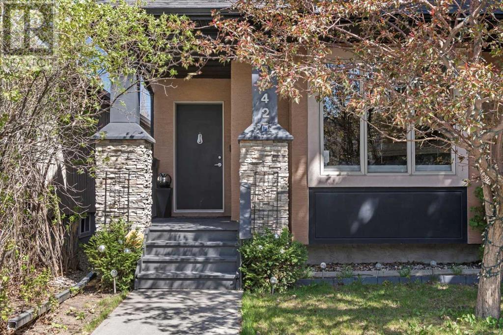 242 17 Avenue Ne, Calgary, Alberta  T2E 1L8 - Photo 2 - A2214125