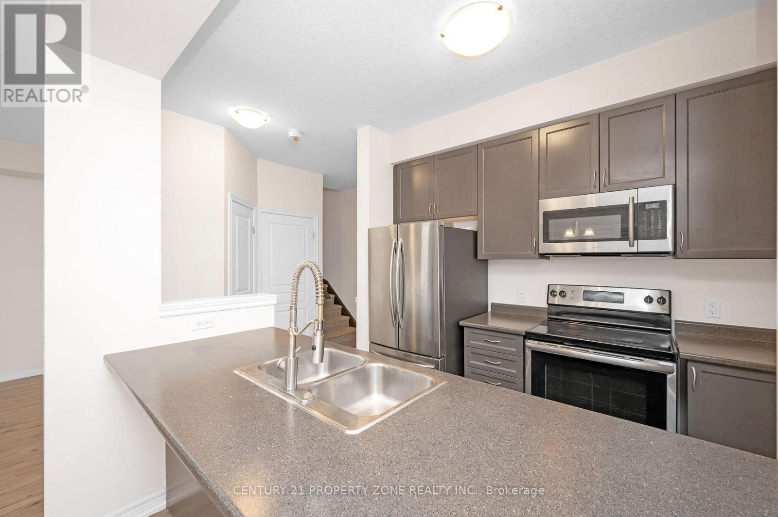 11 Ladybell Lane, Hamilton, Ontario  L0R 1P0 - Photo 14 - X12134505