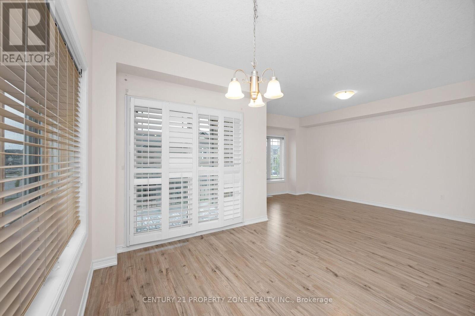 11 Ladybell Lane, Hamilton, Ontario  L0R 1P0 - Photo 16 - X12134505