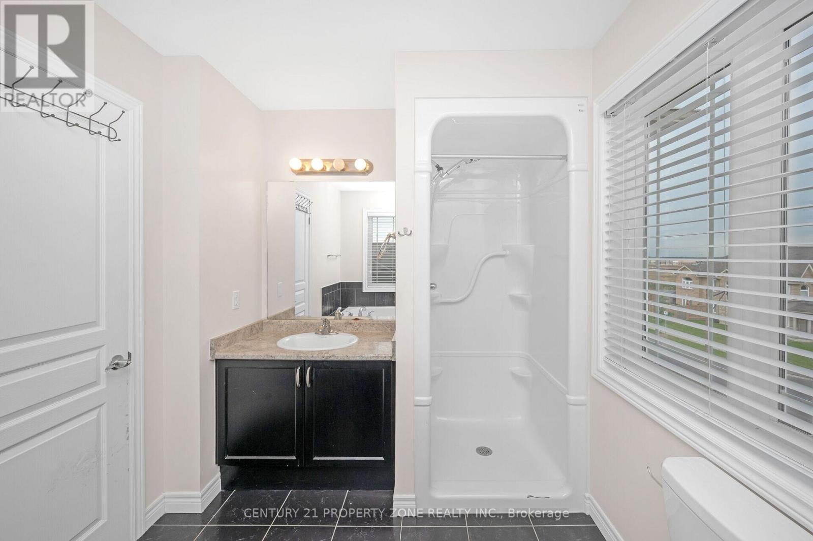 11 Ladybell Lane, Hamilton, Ontario  L0R 1P0 - Photo 23 - X12134505