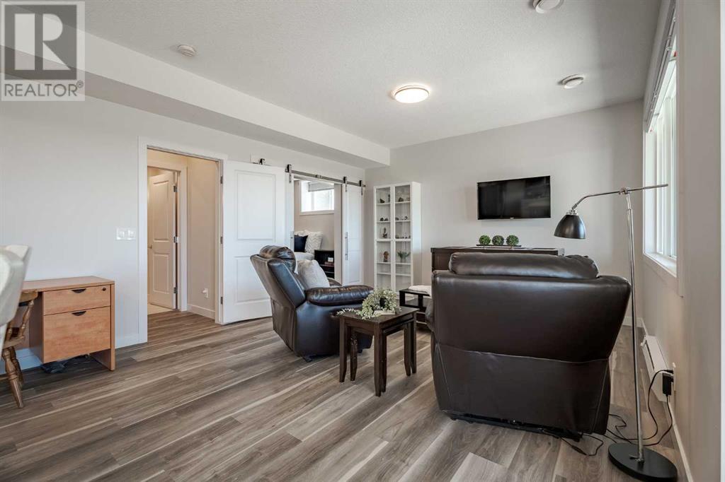 61 Kingsbury Close Se, Airdrie, Alberta  T4A 0R3 - Photo 32 - A2215920