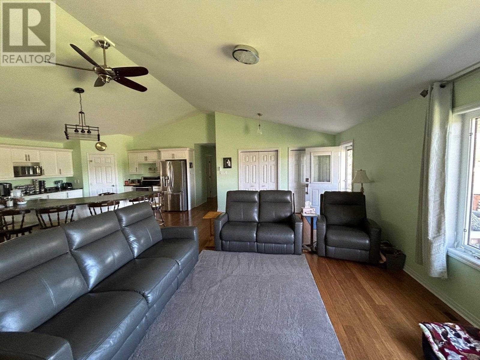 Property at 841 Tenth AVE image 3