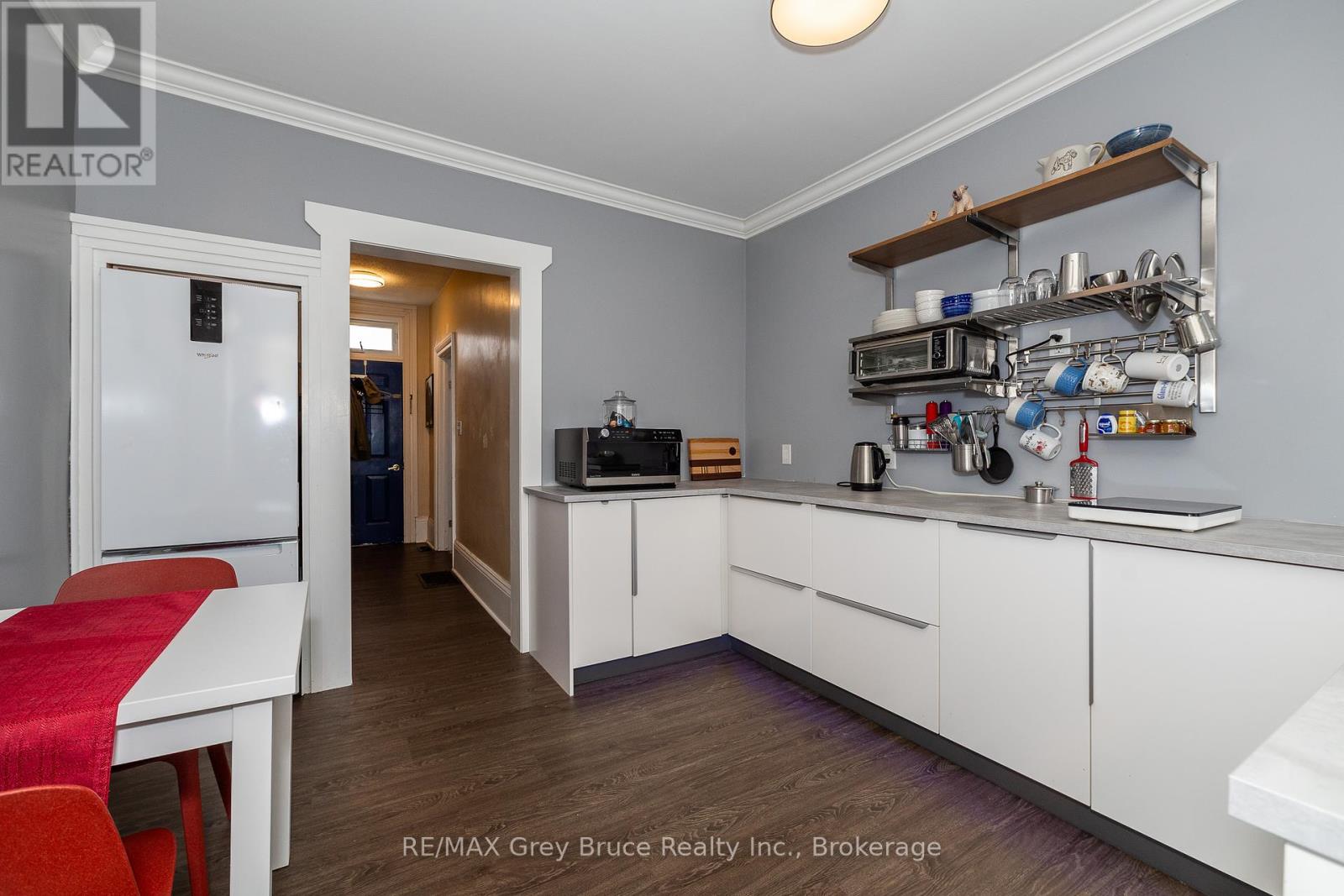 1085 3rd Avenue E, Owen Sound, Ontario  N4K 2L1 - Photo 8 - X12043039