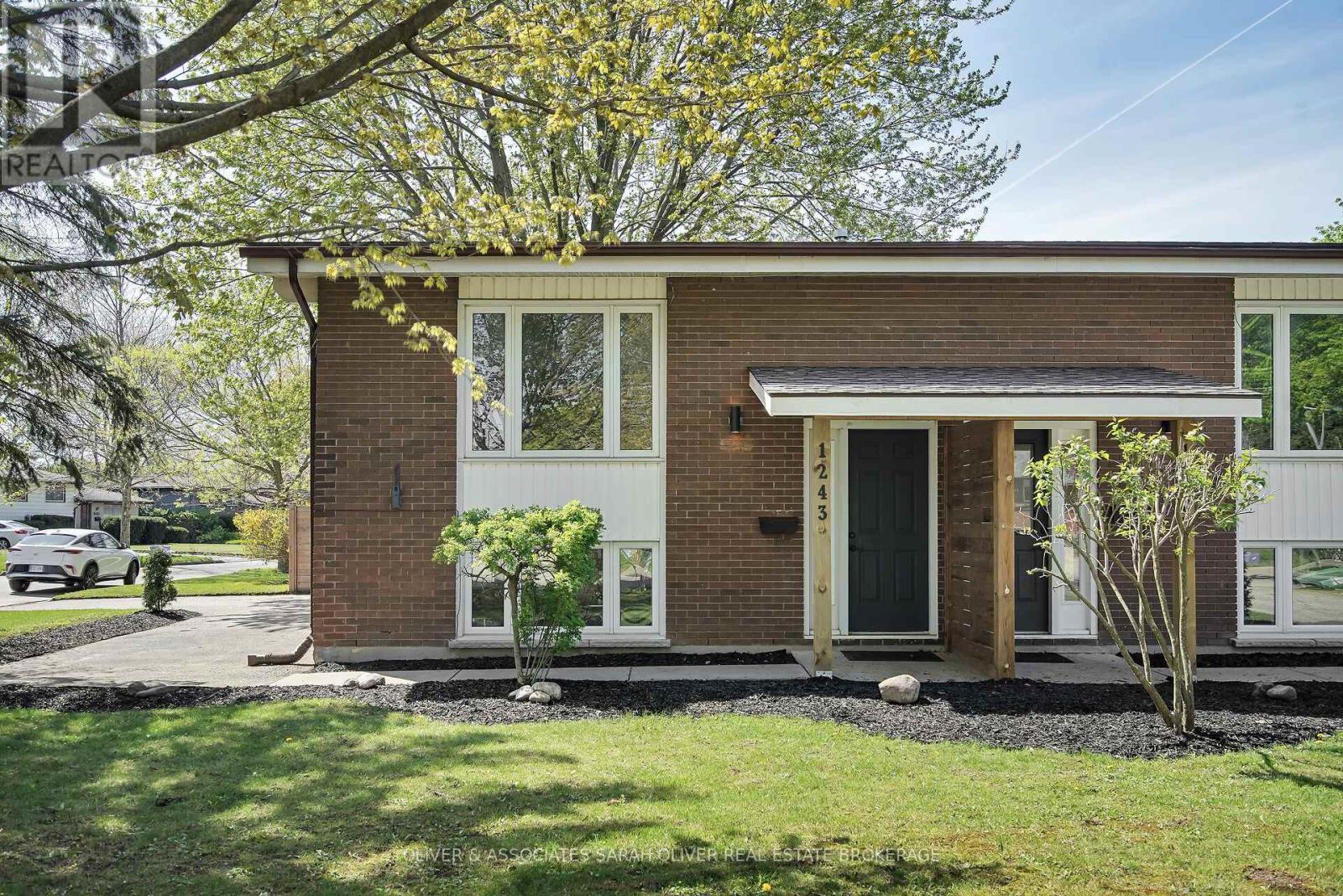1243 SORREL STREET, London East, Ontario