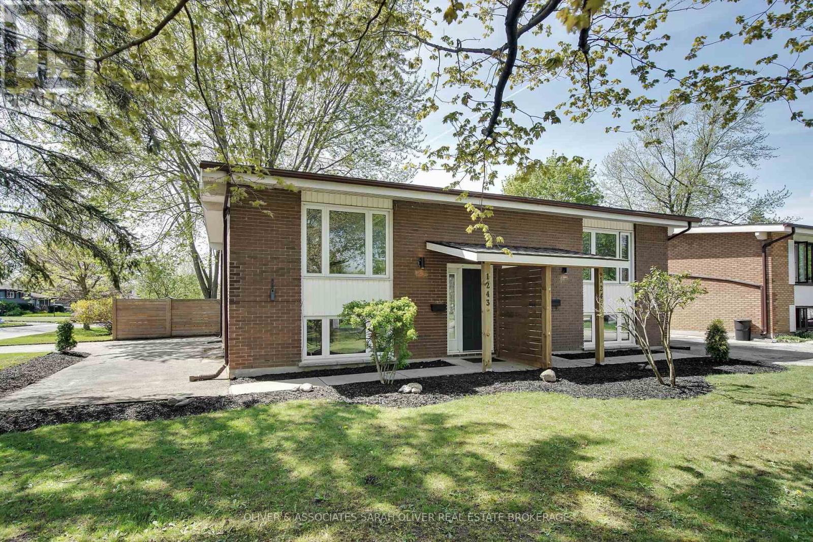 1243 Sorrel Street, London East, Ontario  N5Z 2N6 - Photo 2 - X12134814