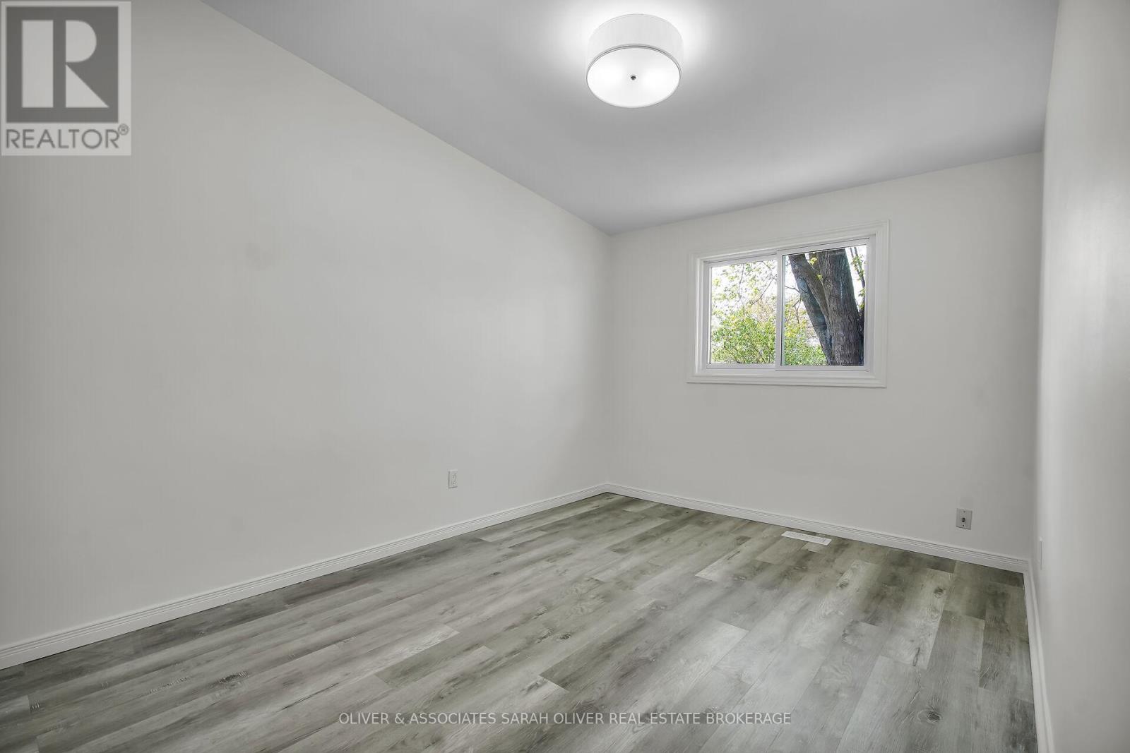 1243 Sorrel Street, London East, Ontario  N5Z 2N6 - Photo 20 - X12134814