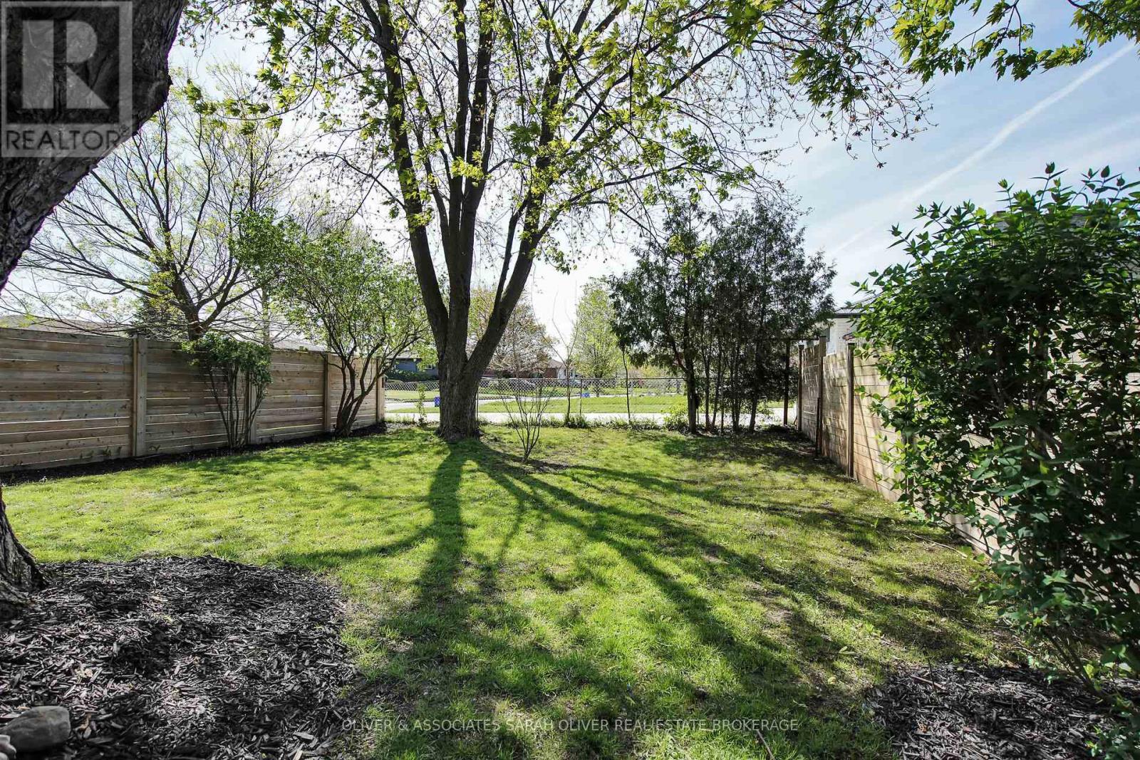 1243 Sorrel Street, London East, Ontario  N5Z 2N6 - Photo 28 - X12134814