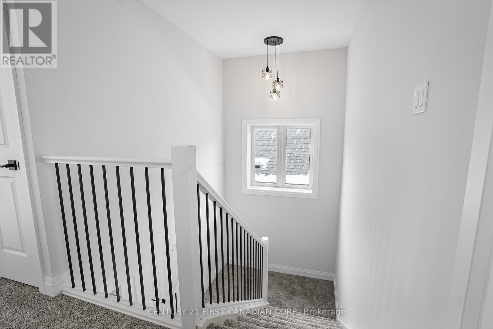 113 Atkinson Street, North Middlesex, Ontario  N0M 1A0 - Photo 17 - X12134854
