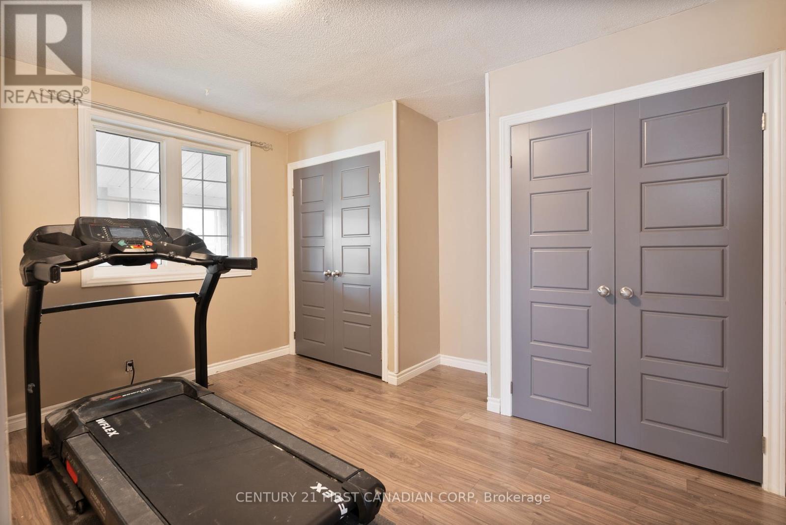 104 First Avenue, St. Thomas, Ontario  N5R 4N7 - Photo 16 - X12134855