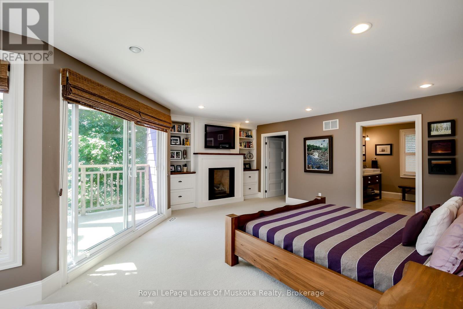 230 Ecclestone Drive, Bracebridge, Ontario  P1L 1G4 - Photo 14 - X12134713