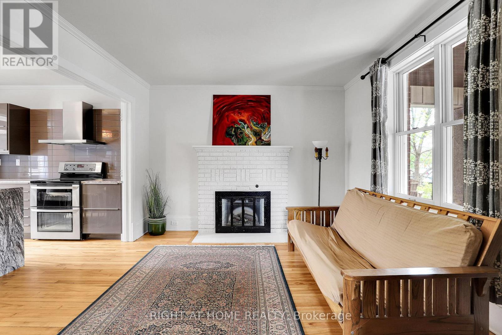 475 Riverdale Avenue, Ottawa, Ontario  K1S 1S3 - Photo 7 - X12134702