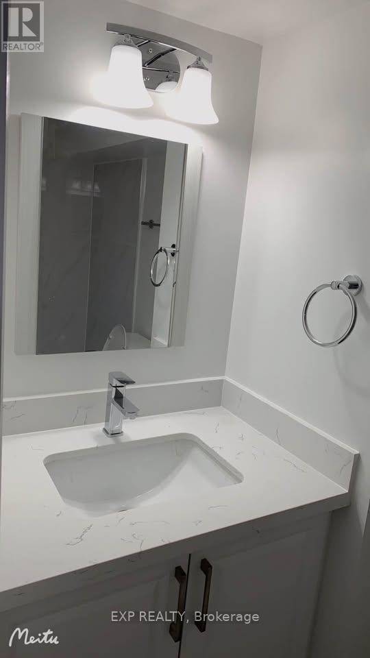 292 Poyntz Avenue, Toronto, Ontario  M2N 1J9 - Photo 3 - C12134621