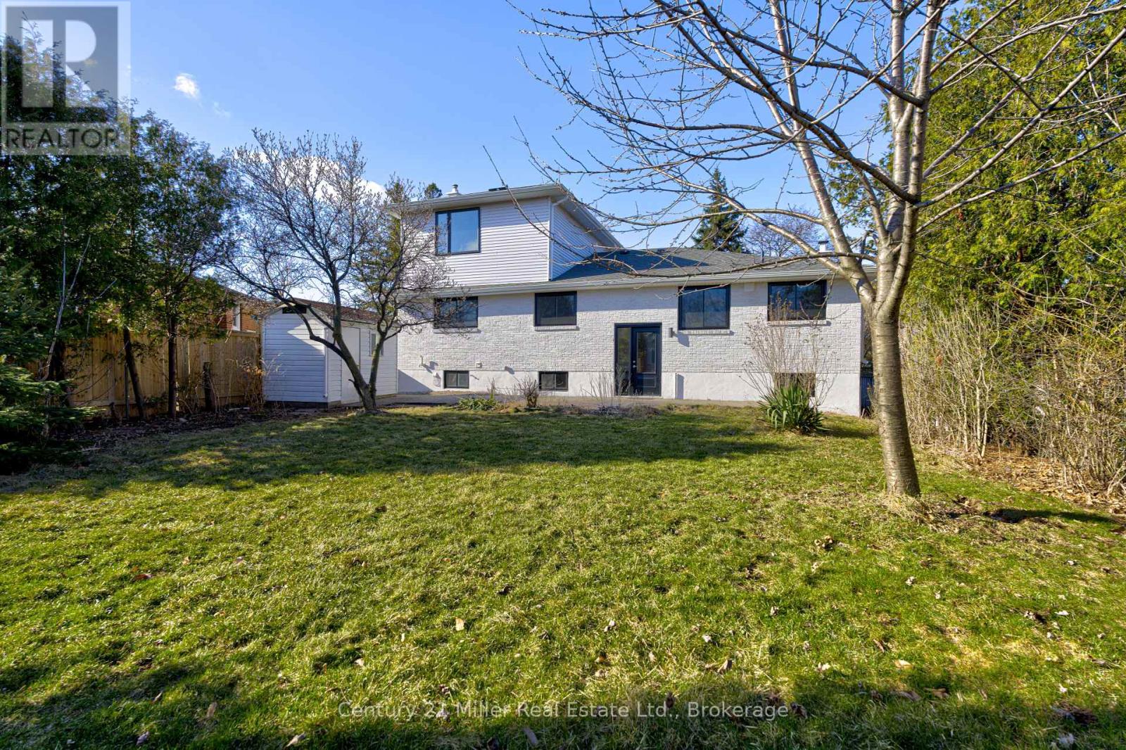 1195 Queens Avenue, Oakville, Ontario  L6H 2B7 - Photo 40 - W12134852