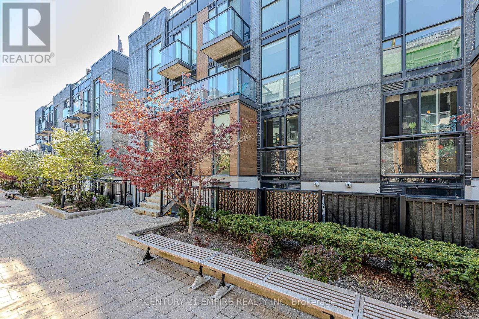Property at 302 - 15 SOUSA MENDES STREET image 5