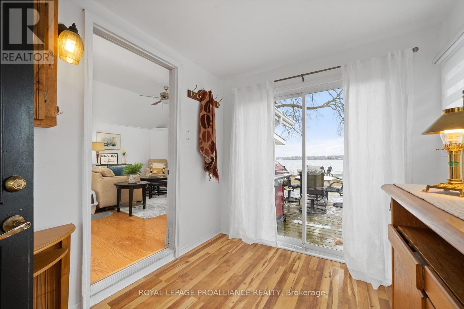 34 Ridley Street, Prince Edward County, Ontario  K8N 4Z1 - Photo 19 - X12041569