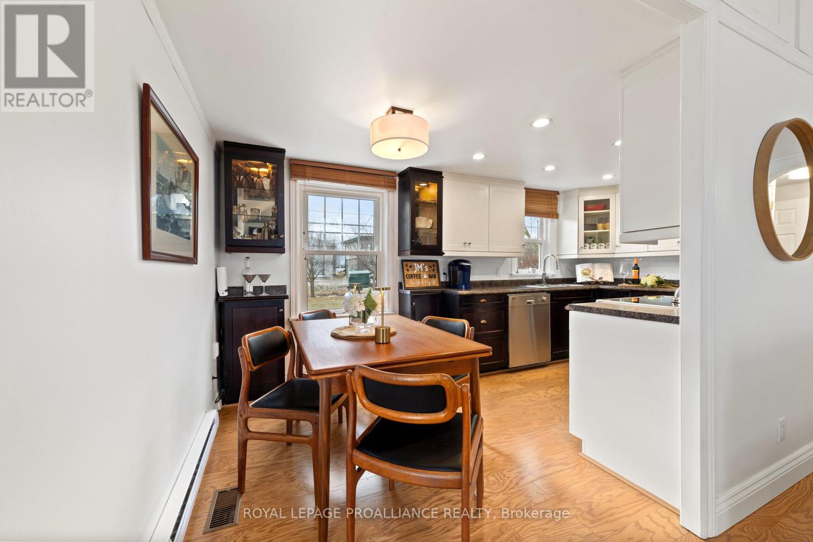 34 Ridley Street, Prince Edward County, Ontario  K8N 4Z1 - Photo 32 - X12041569