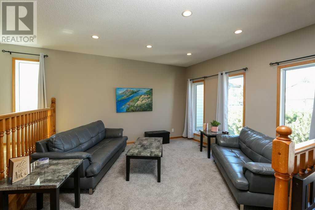 Property at 2207 26 Avenue image 5