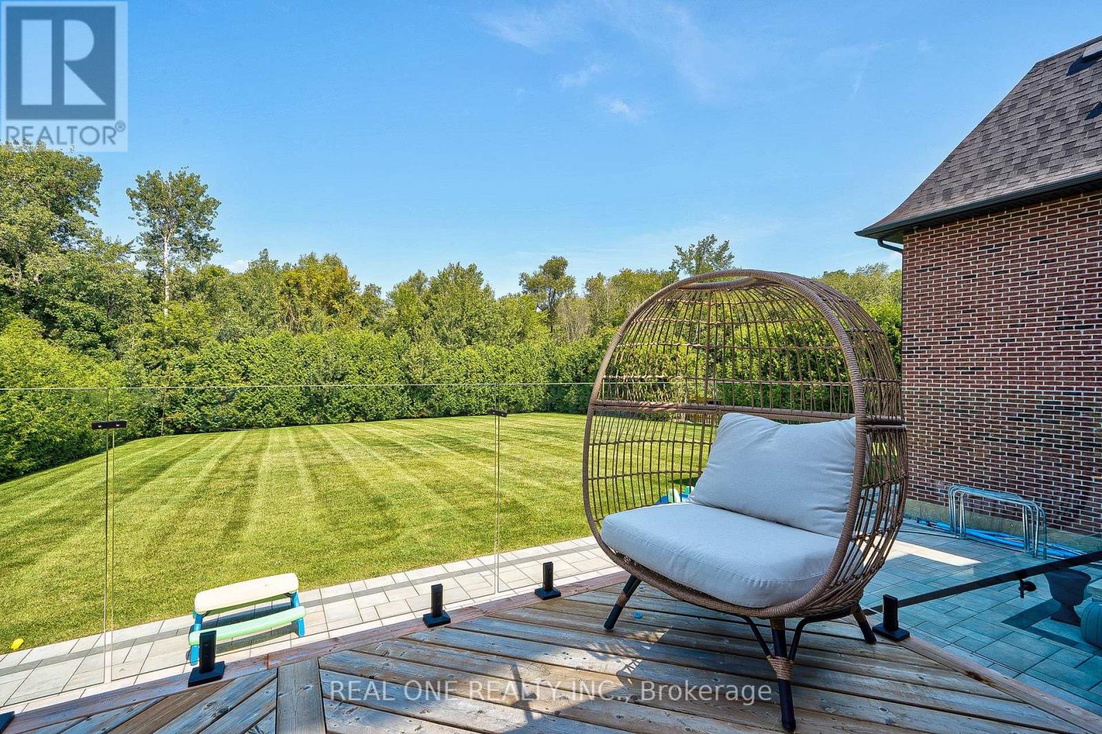 170 Ward Avenue, East Gwillimbury, Ontario  L0G 1V0 - Photo 39 - N12134623