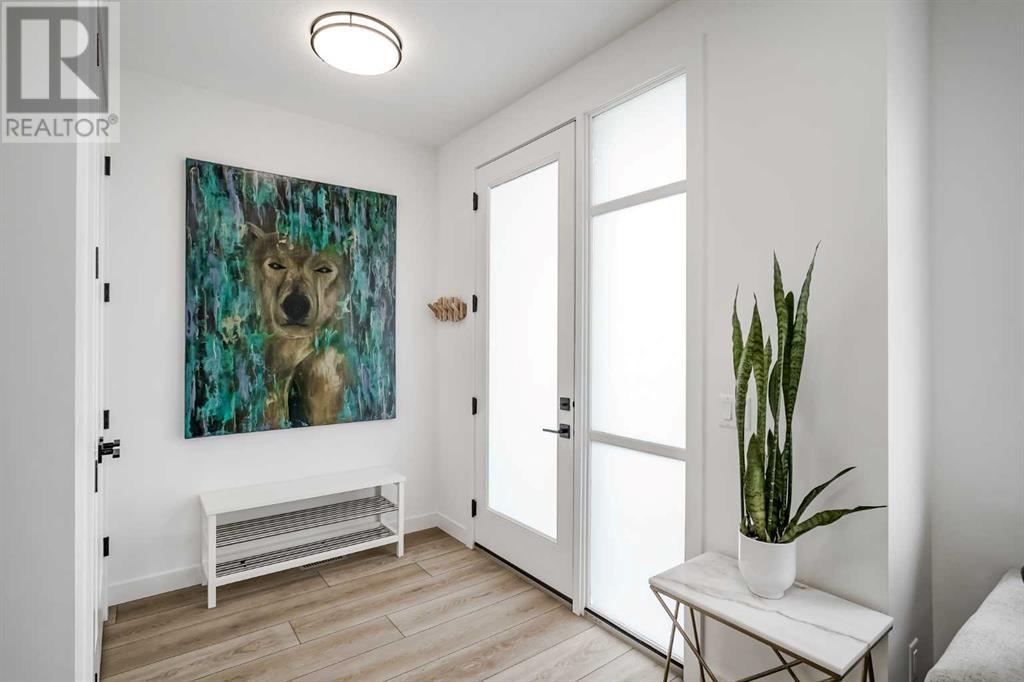 Property at 2308 20 Street NW image 4