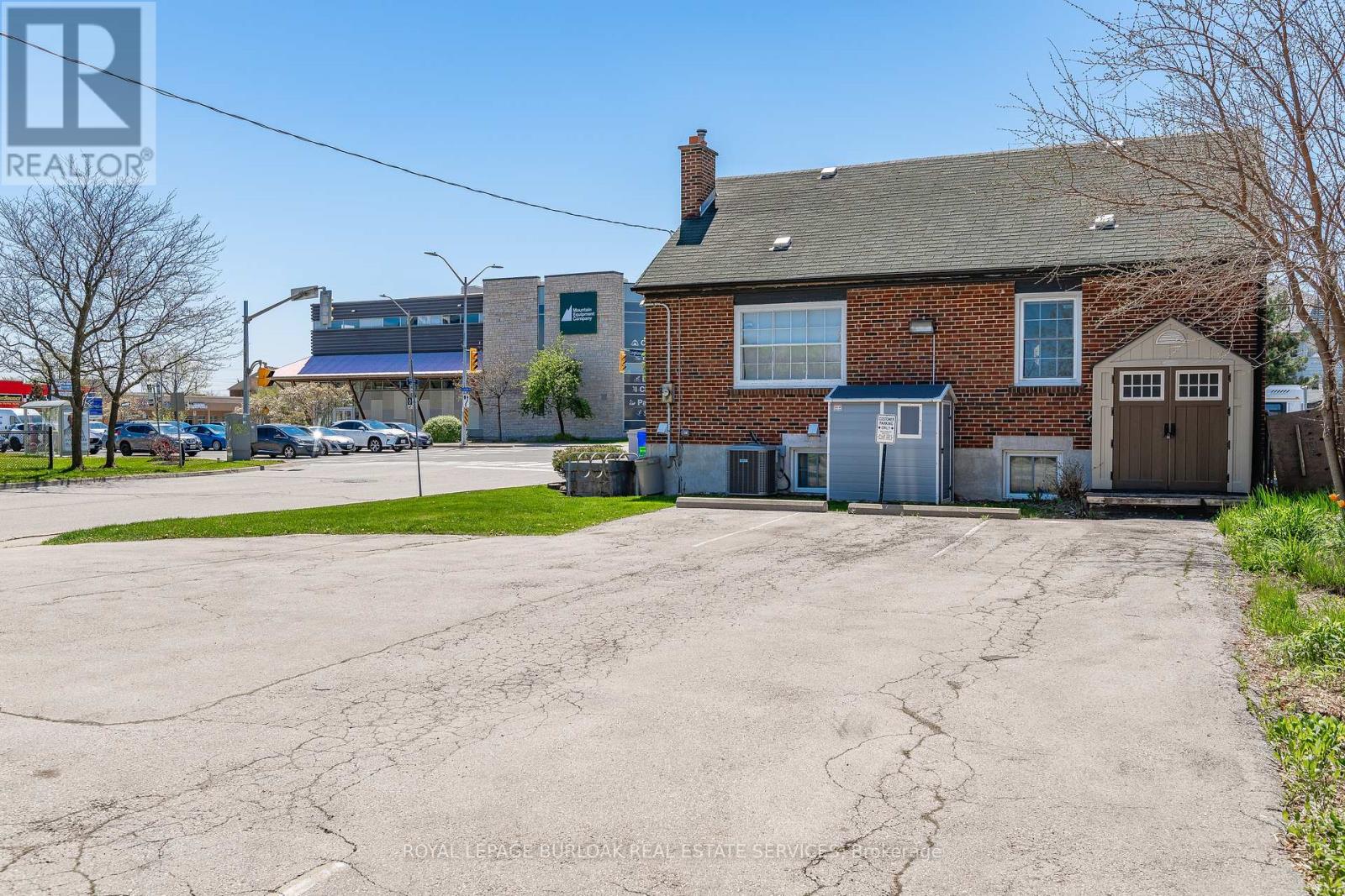 1041 Brant Street, Burlington, Ontario  L7R 2K1 - Photo 28 - W12005104
