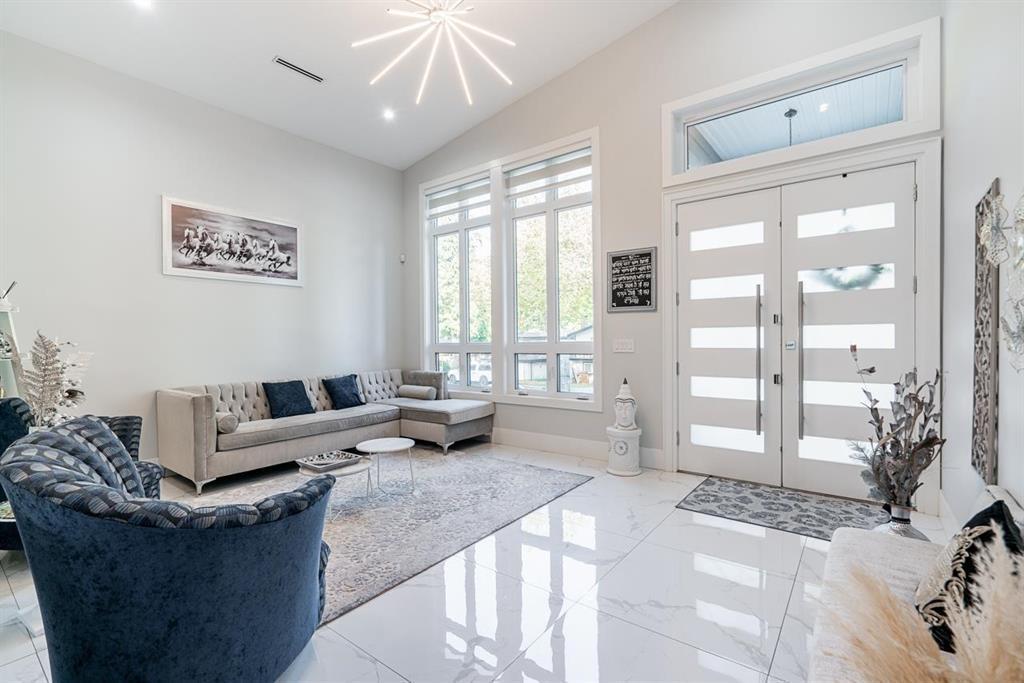 Property at 8821 QUEEN MARY BOULEVARD image 3