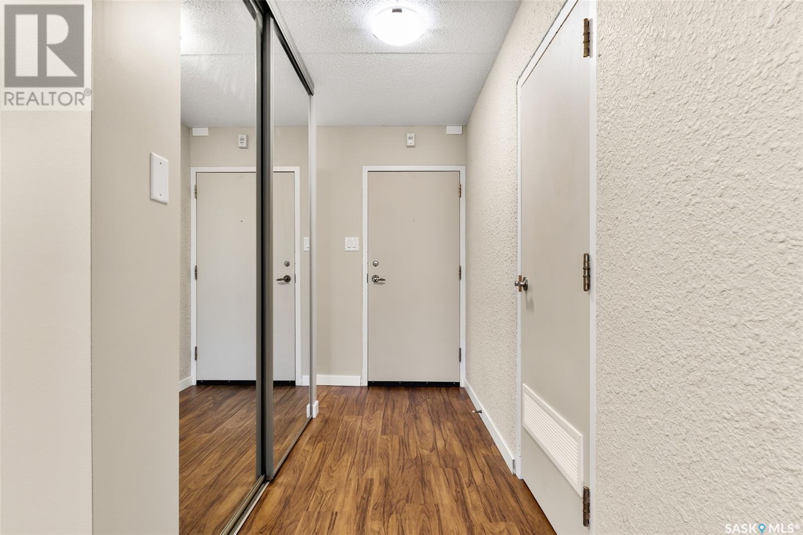 Property at 1408 3520 HILLSDALE STREET image 3