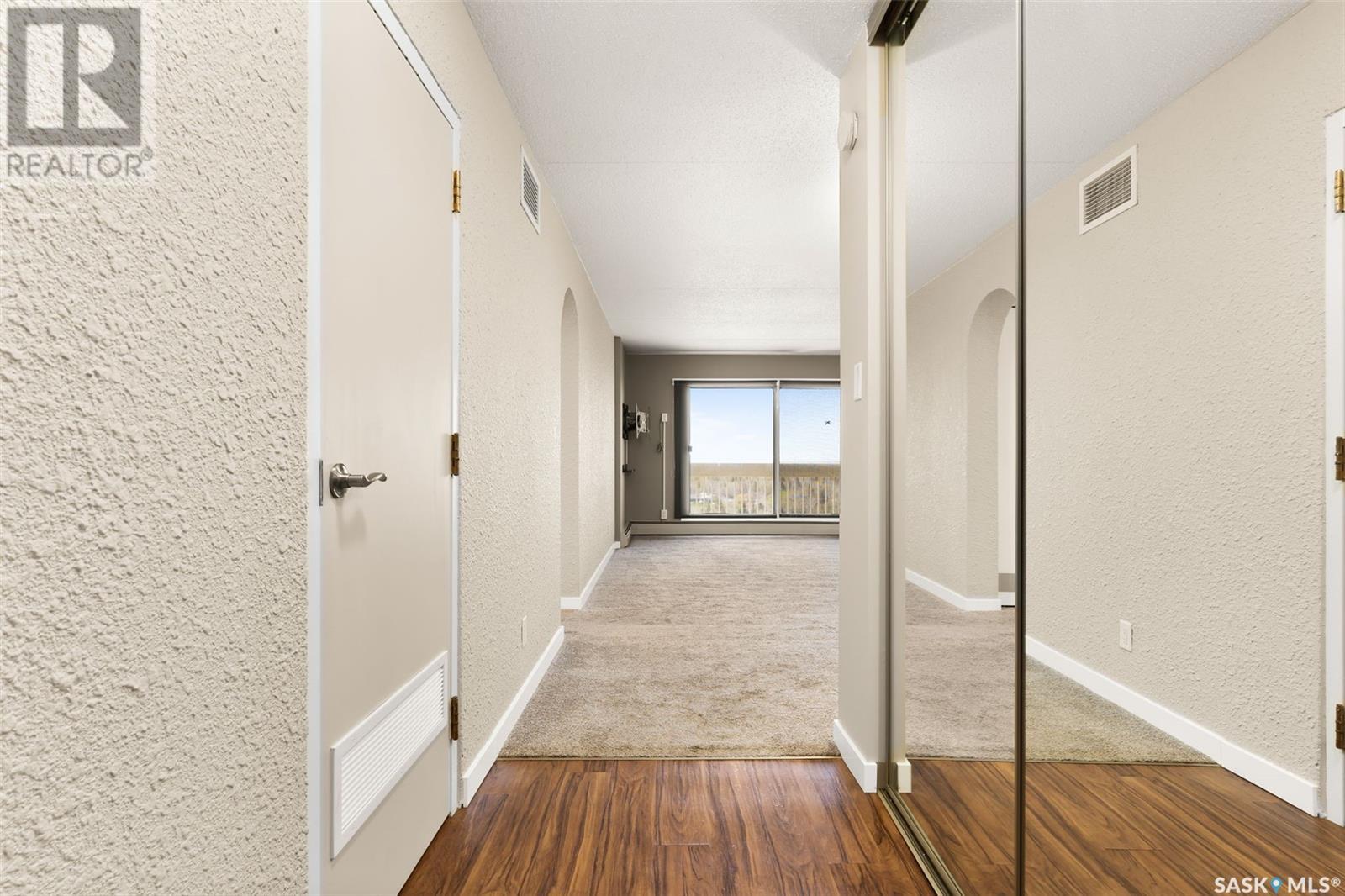 Property at 1408 3520 HILLSDALE STREET image 4