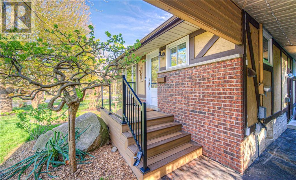 Property at 231 MAIN Street image 3