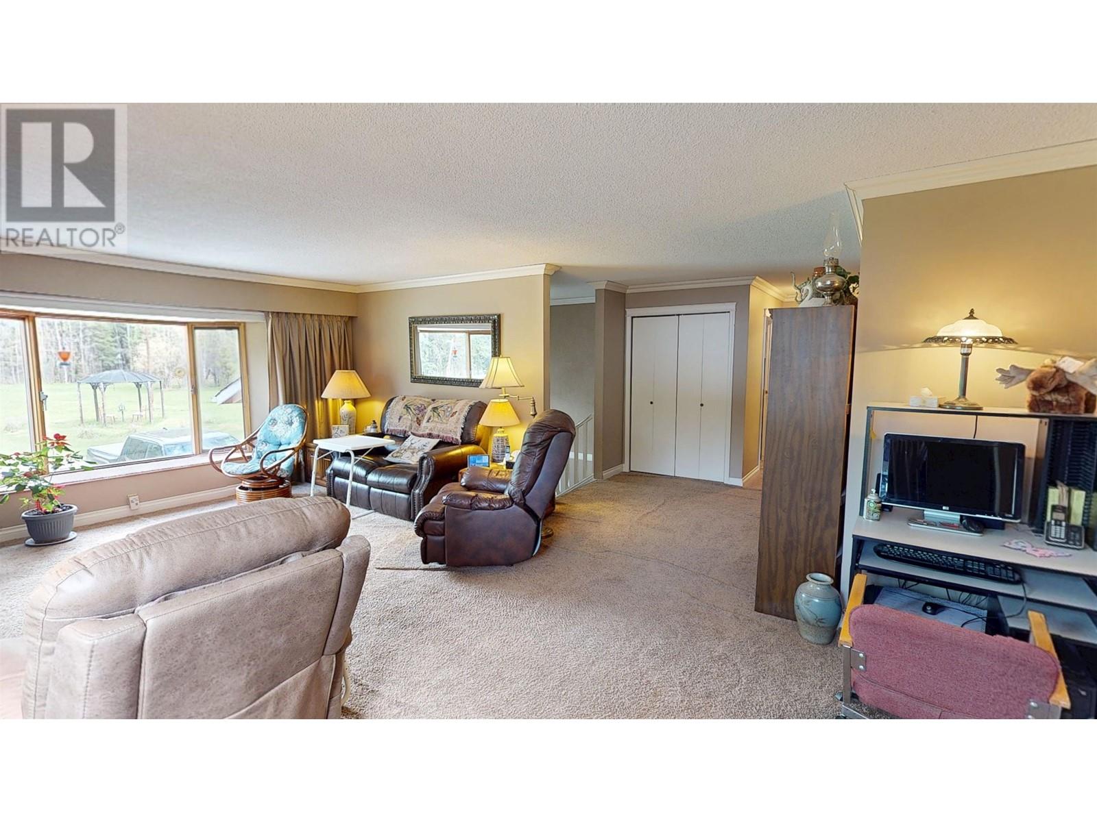 Property at 4031 ASTRAL AVENUE image 3