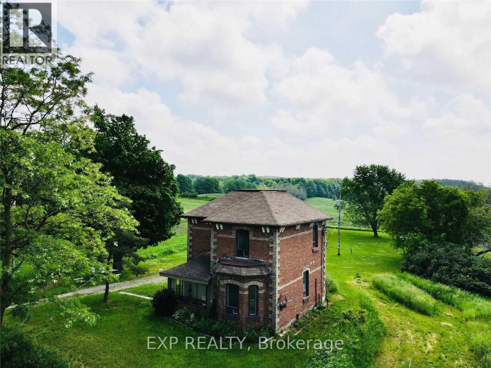 9679 Hunsden Sdrd, Caledon, Ontario  L7E 0J8 - Photo 1 - W12134622