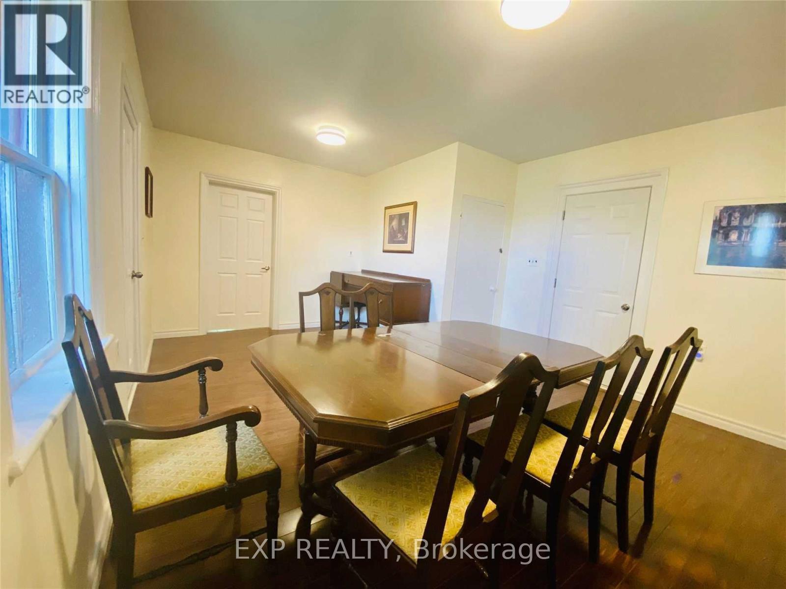 9679 Hunsden Sdrd, Caledon, Ontario  L7E 0J8 - Photo 9 - W12134622