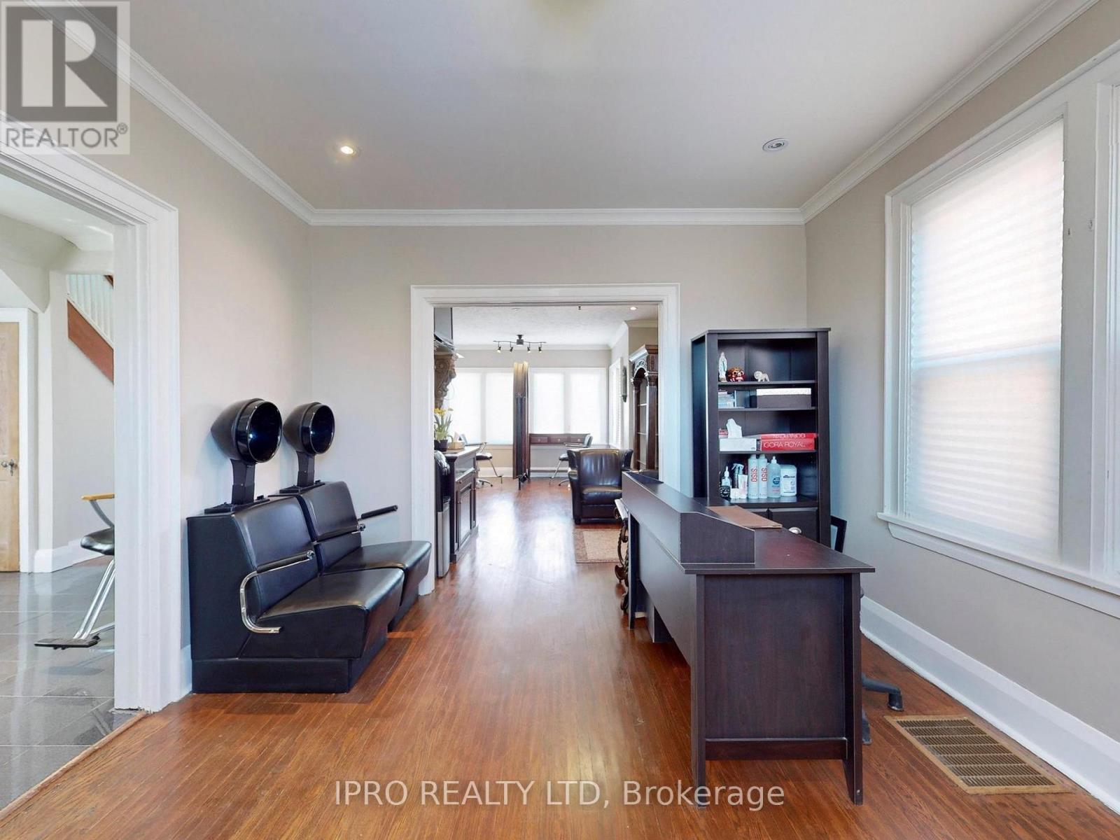 219 Queen Street W, Brampton (Downtown Brampton), Ontario  L6Y 1M6 - Photo 15 - W12134638