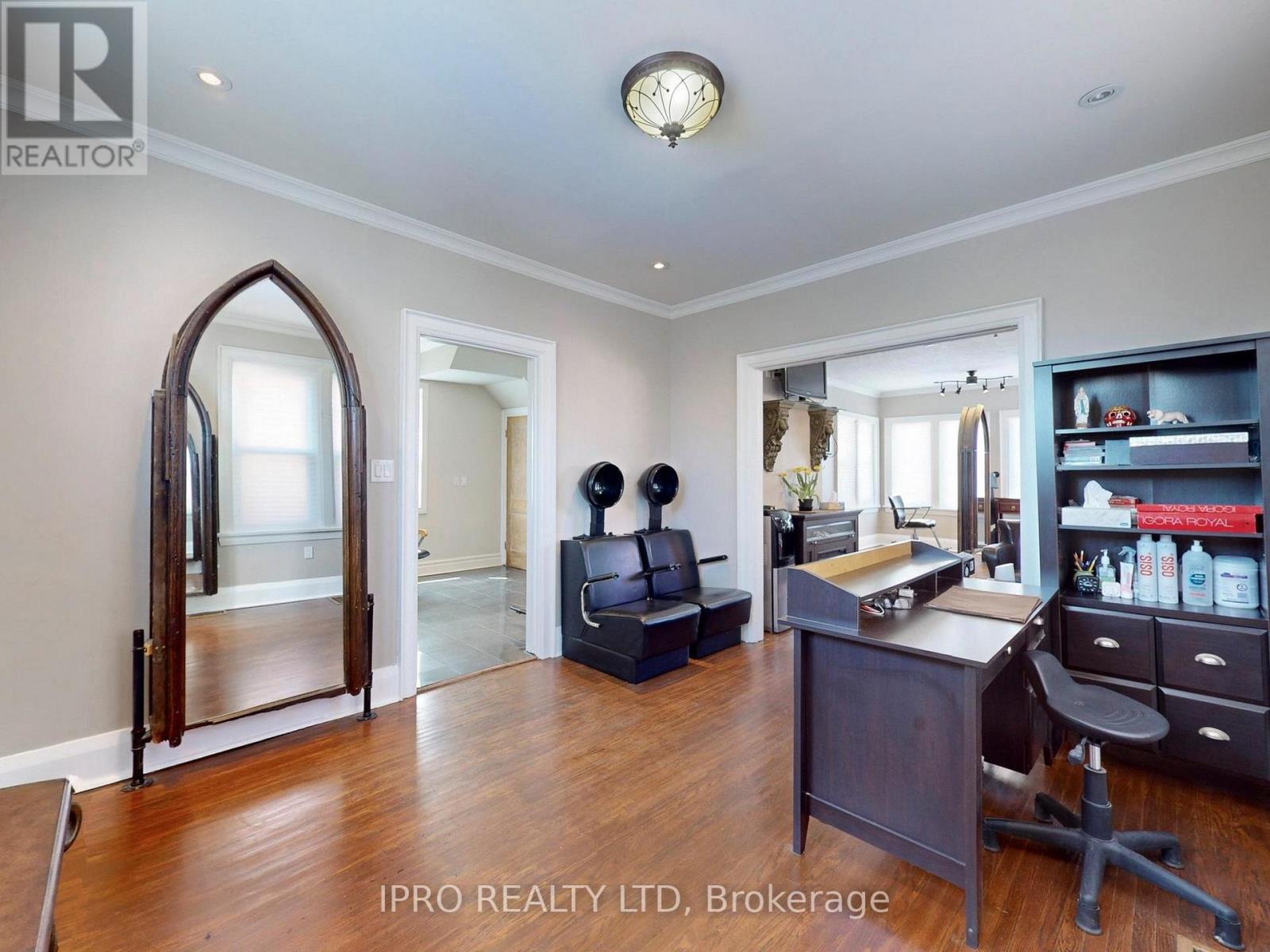 219 Queen Street W, Brampton (Downtown Brampton), Ontario  L6Y 1M6 - Photo 16 - W12134638