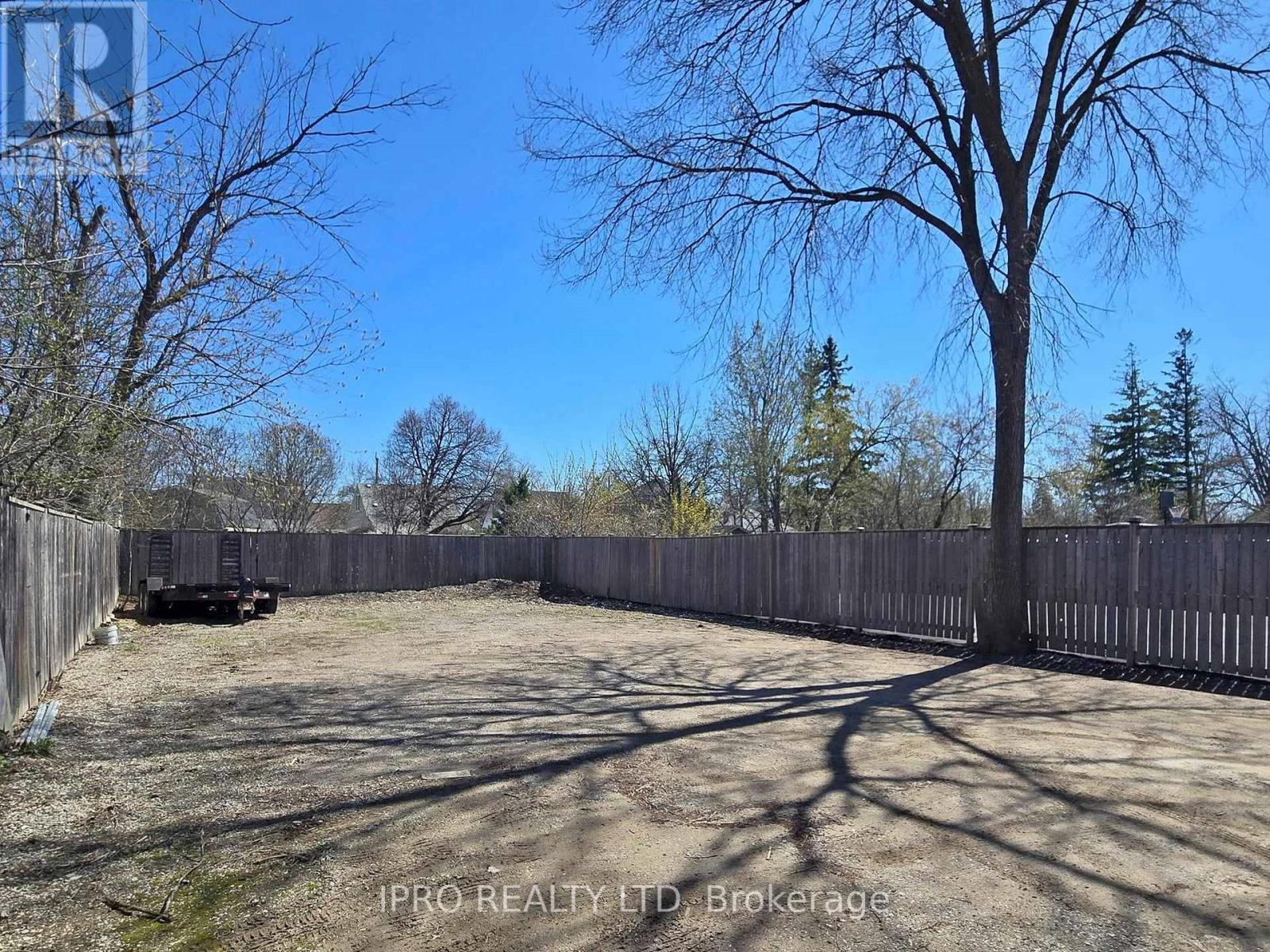 219 Queen Street W, Brampton (Downtown Brampton), Ontario  L6Y 1M6 - Photo 46 - W12134638